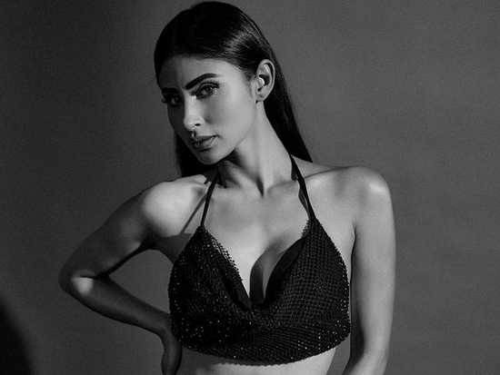 Dazzling Pics Of Delightful Mouni Roy